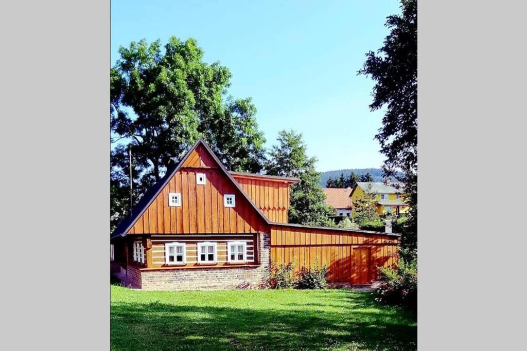 Chaloupka S Rodinnou Tradici Mezimesti Buitenkant foto
