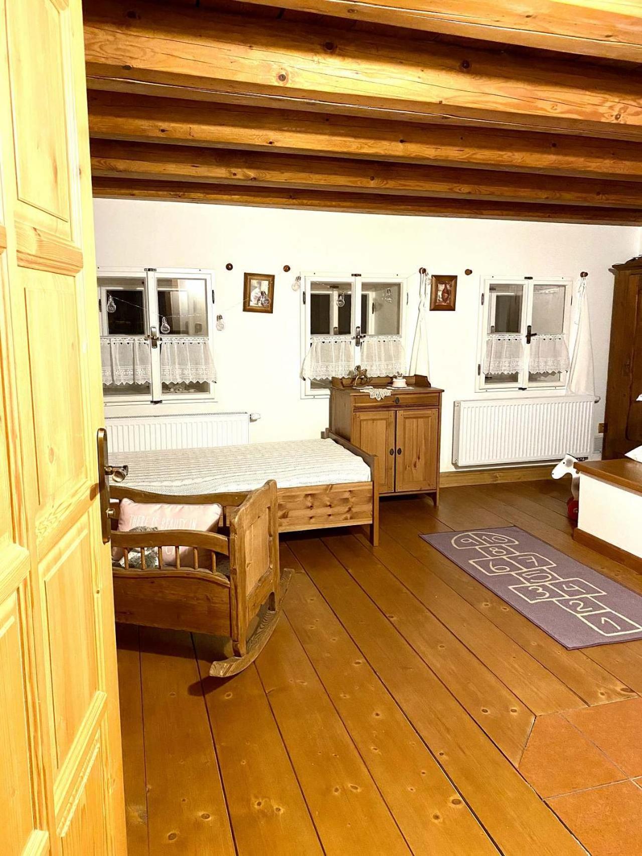 Chaloupka S Rodinnou Tradici Mezimesti Buitenkant foto